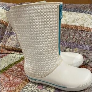 White Crocs Winter Boots